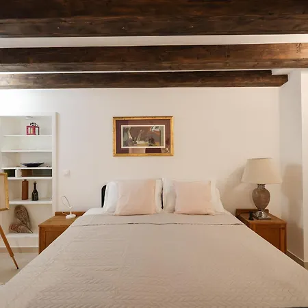 Kuca Dide Mate Sveti Filip i Jakov