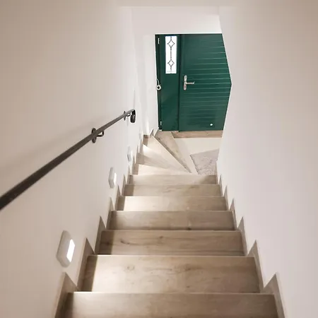 Kuca Dide Mate Sveti Filip i Jakov