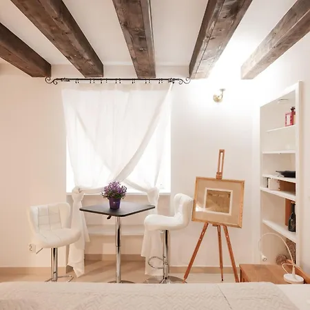 Kuca Dide Mate Feriehus Sveti Filip i Jakov